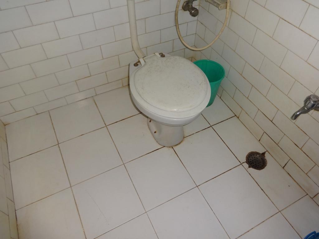 Hotel Upasana Bhubaneswar Quarto foto